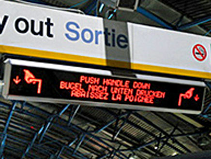 panneau écran bandeau journal multiligne lumineux led del diode électroluminescente information accueil voyageurs