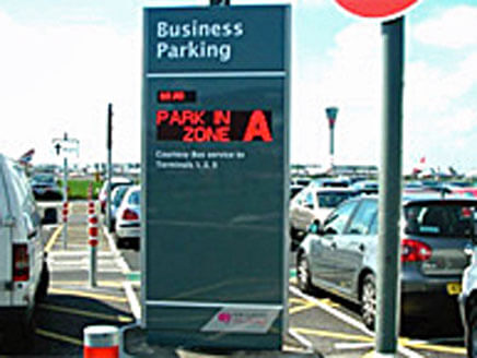 borne totem sucette affichage électronique graphique lumineux led del diode parking place disponible occupation