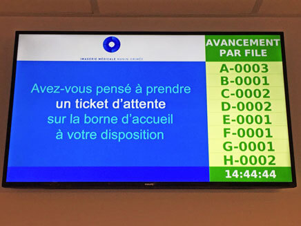 gestion file attente extratime accueil moniteur information appel téléviseur tv salle ticket