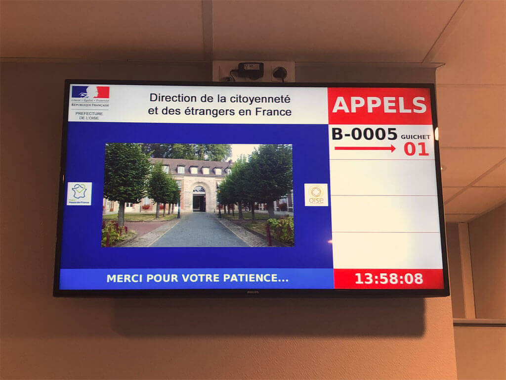 moniteur écran télévision tv vidéo gestion file ticket attente salle préfecture Oise